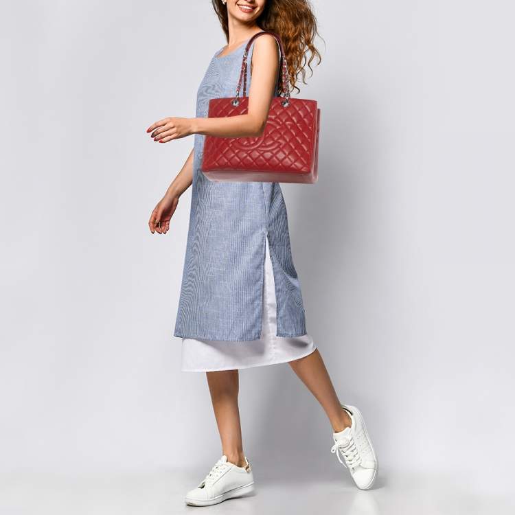 Pre Owned Chanel Red Quilted Caviar Leather GST Shopper Tote
