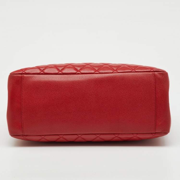 Pre Owned Chanel Red Quilted Caviar Leather GST Shopper Tote