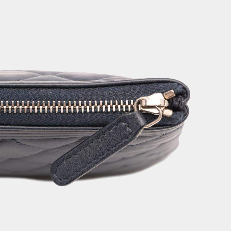 Pre Owned Chanel Navy Blue Medium Quilted Lambskin Boy O Case Clutch