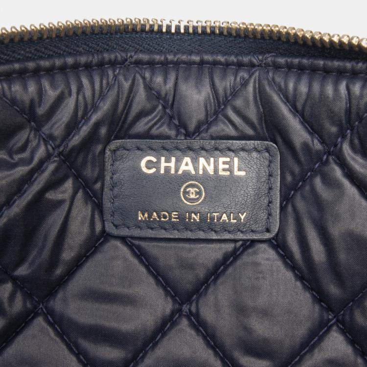 Pre Owned Chanel Navy Blue Medium Quilted Lambskin Boy O Case Clutch