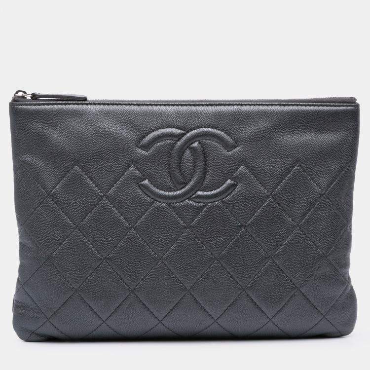 Pre Owned Chanel Black Medium CC Quilted Caviar O Case Clutch