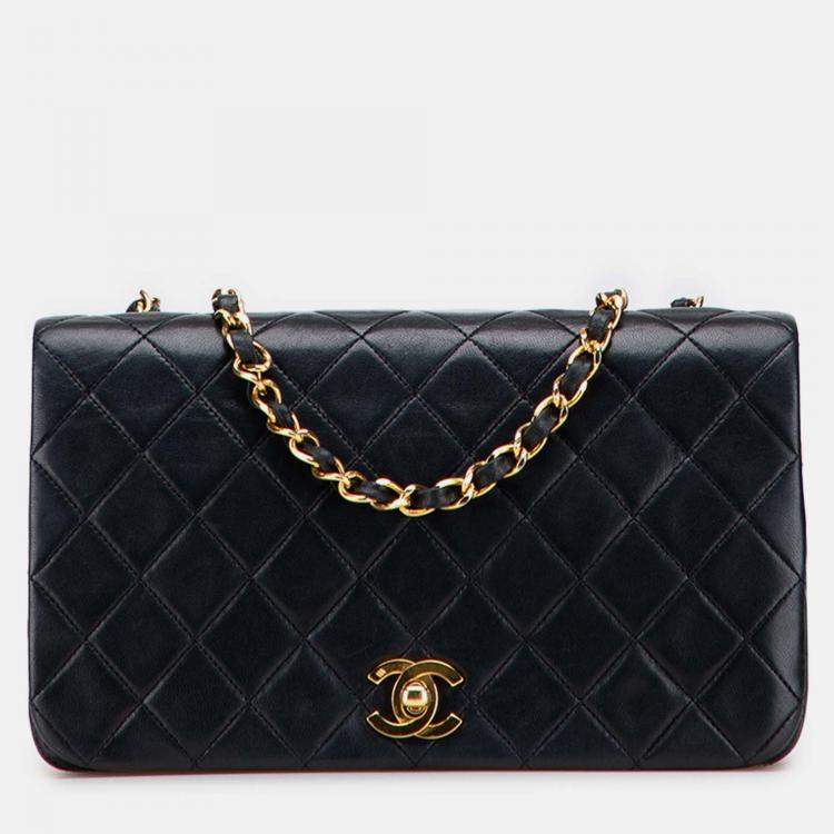 Pre Owned Chanel Black CC Quilted Lambskin Full Single Flap