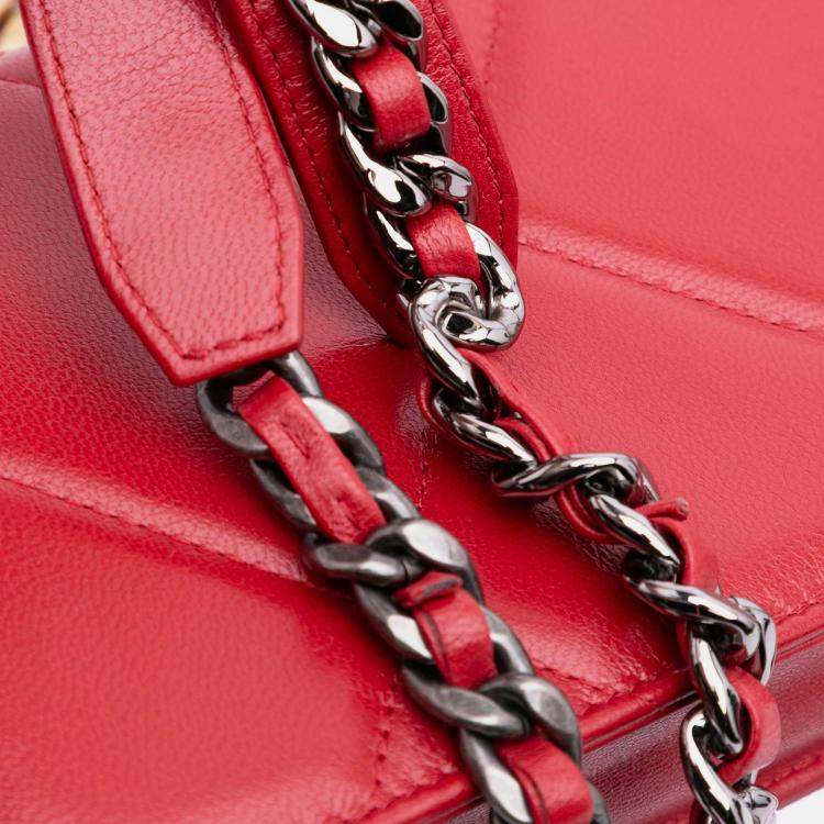 Pre Owned Chanel Red Quilted Goatskin 19 Wallet on Chain