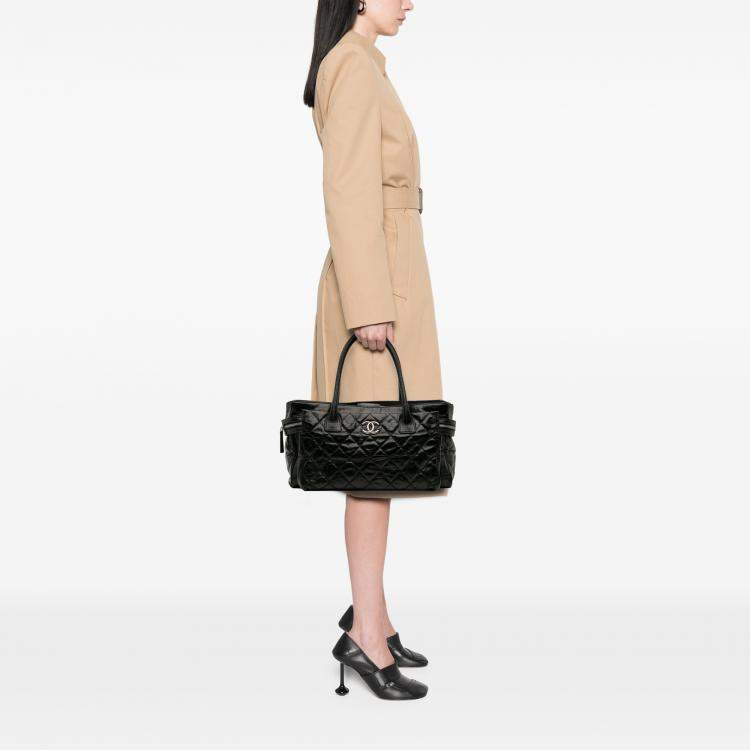 Pre Owned Chanel Black Medium Quilted Glazed Calfskin Executive Tote