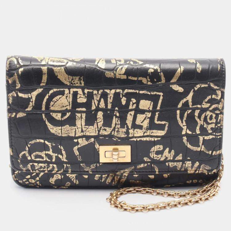 Pre Owned Chanel 2.55 Black Gold Leather Shoulder Bag