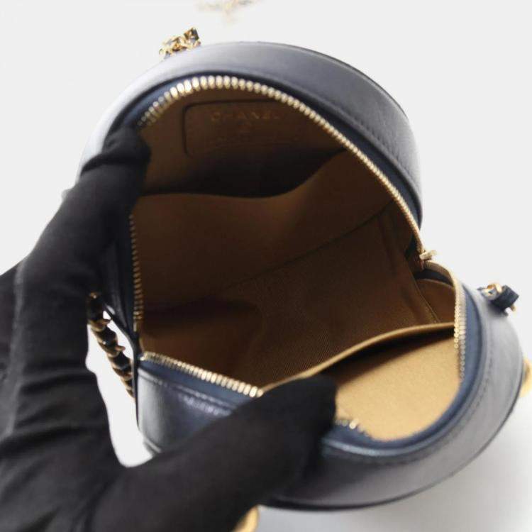 Pre Owned Chanel Matelasse Round Mini Navy Blue Lambskin Leather Shoulder Bag