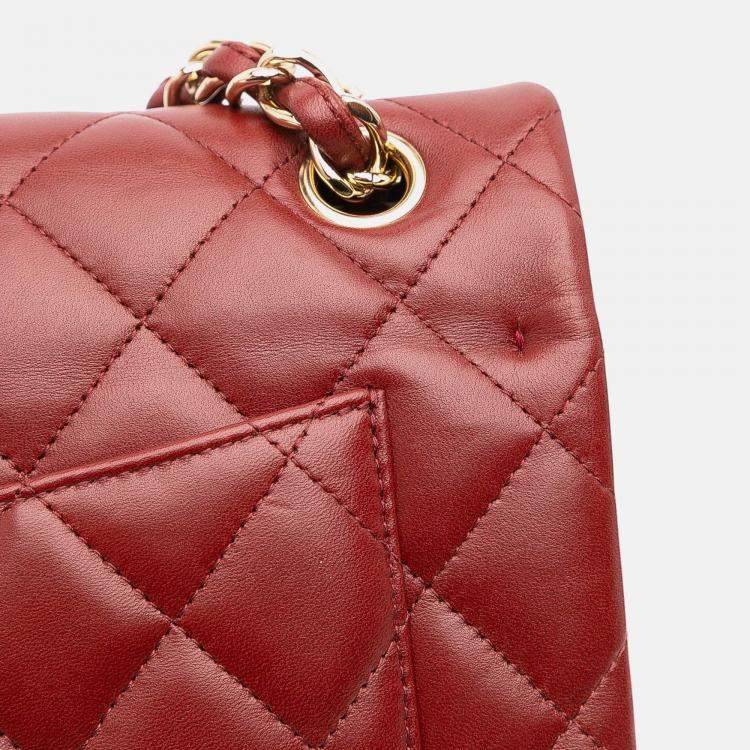 مملوكة مسبقًا Chanel Red Jumbo Classic Lambskin Double Flap