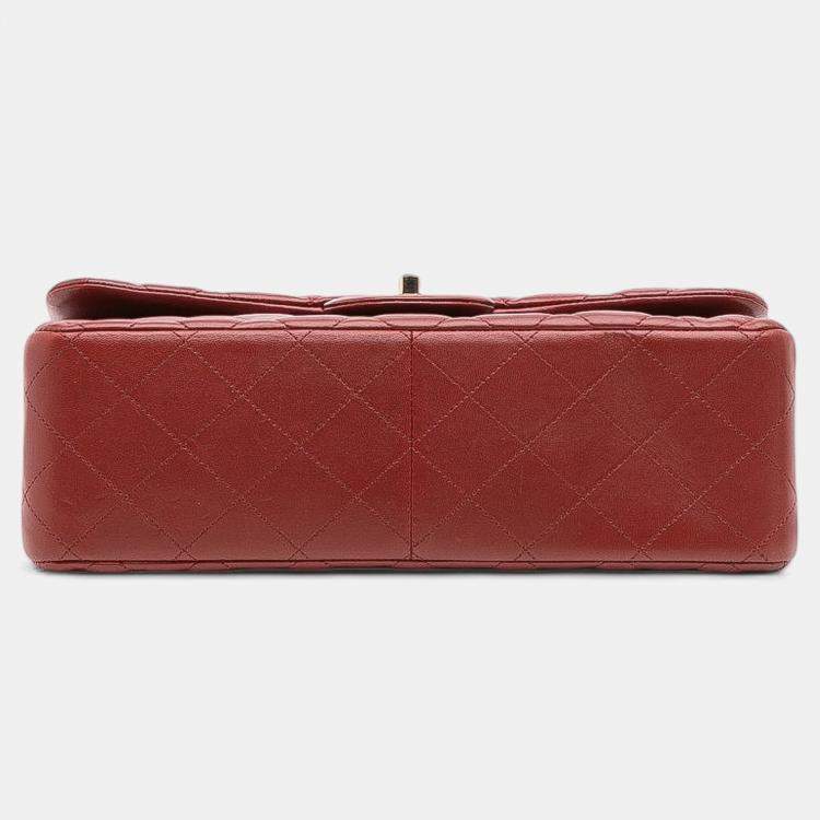 مملوكة مسبقًا Chanel Red Jumbo Classic Lambskin Double Flap