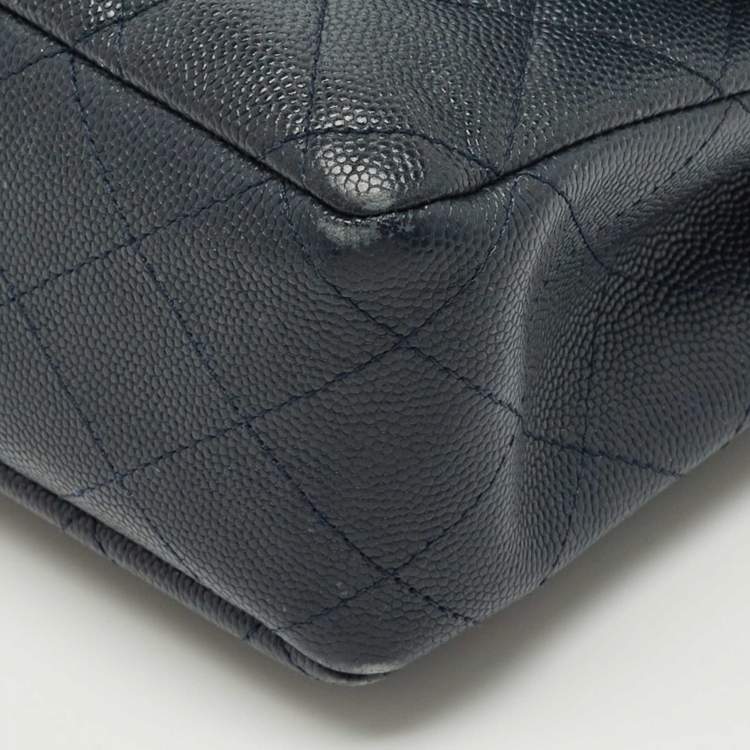 Pre Owned Chanel Navy Blue Quilted Caviar Leather Medium Classic Double Flap Bag