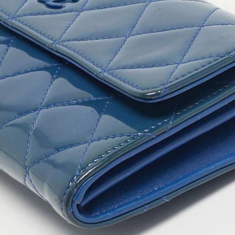 Pre Owned Chanel Blue Quilted Patent Leather CC Flap Long Wallet