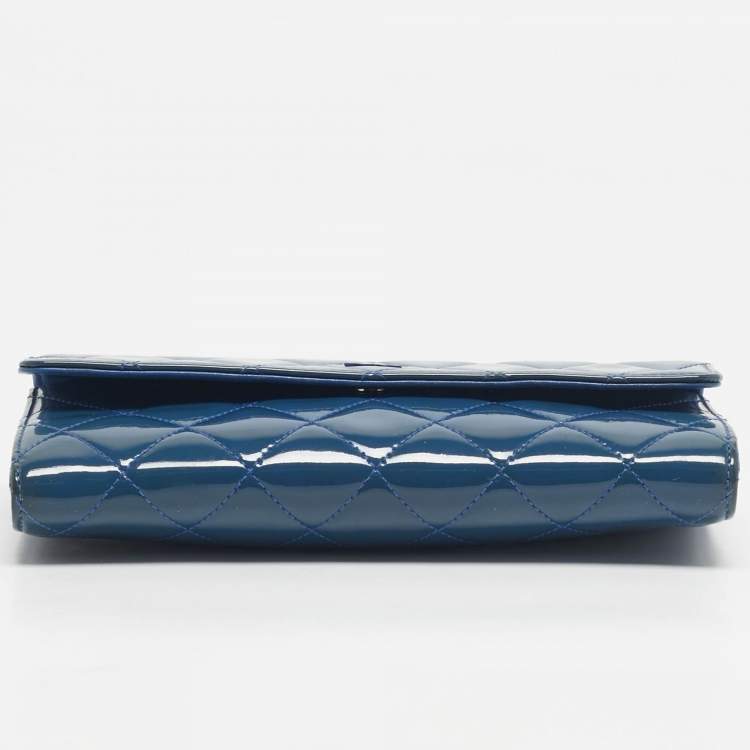 Pre Owned Chanel Blue Quilted Patent Leather CC Flap Long Wallet