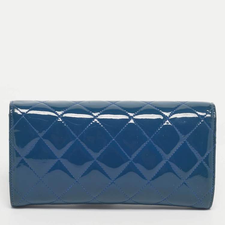 Pre Owned Chanel Blue Quilted Patent Leather CC Flap Long Wallet