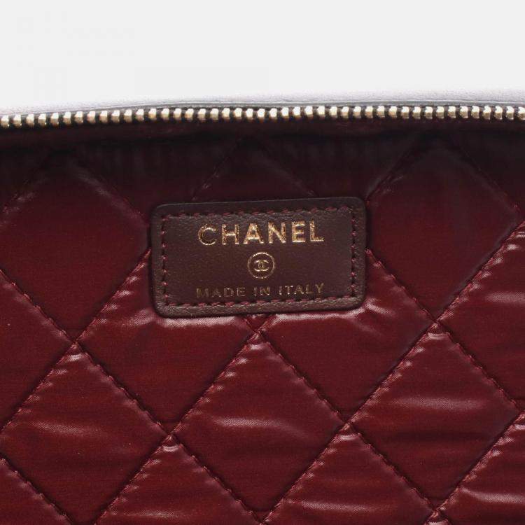Pre Owned Chanel Matelassé Coco CC Black Lamb Leather Vanity Handbag