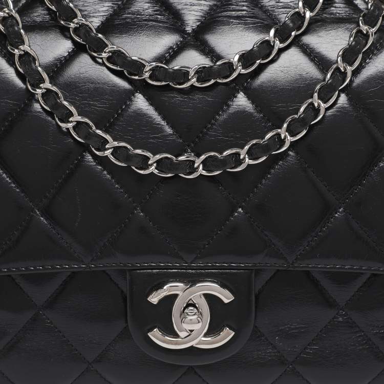 Pre Owned Chanel Black Quilted Glazed Leather Small CC Delivery Bag