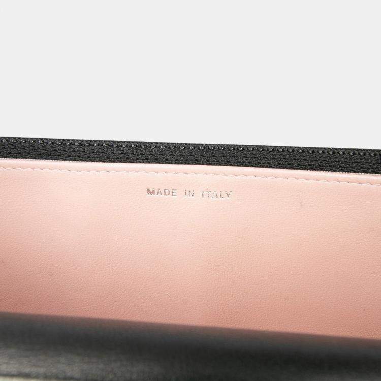 Pre Owned Chanel Black Microquilted Lambskin Wallet On Chain