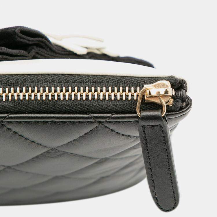 Pre Owned Chanel Black/White Large Quilted Lambskin Camellia O Case Clutch