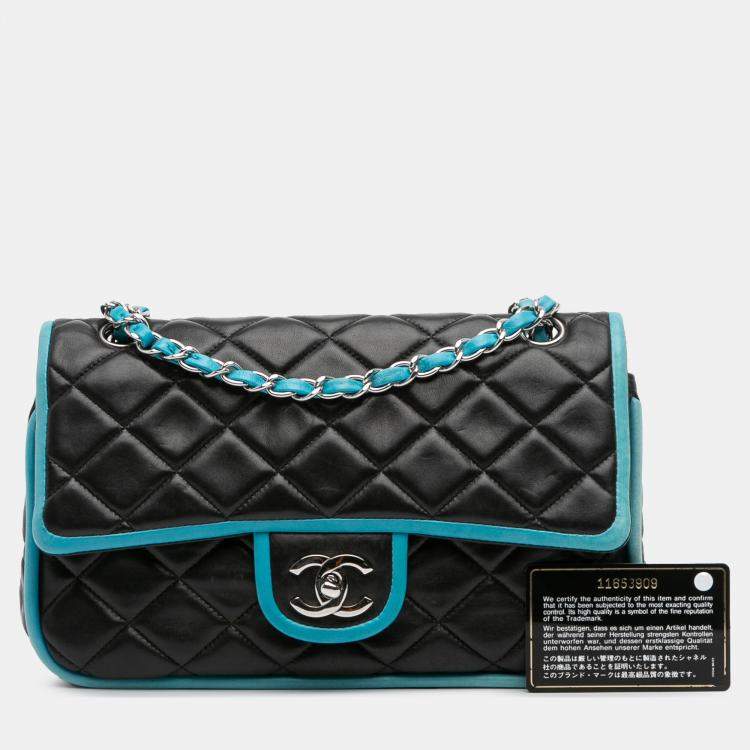 مملوكة مسبقًا Chanel Black Blue Medium Classic Bicolor Quilted Lambskin Double Flap
