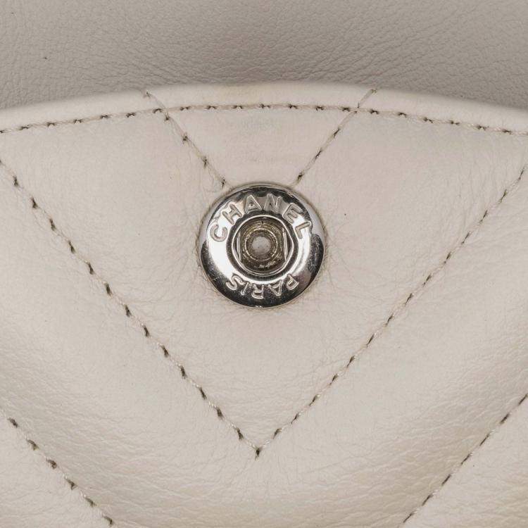 Pre Owned Chanel Classic Double Flap Small White Chevron Lambskin Shoulder Bag