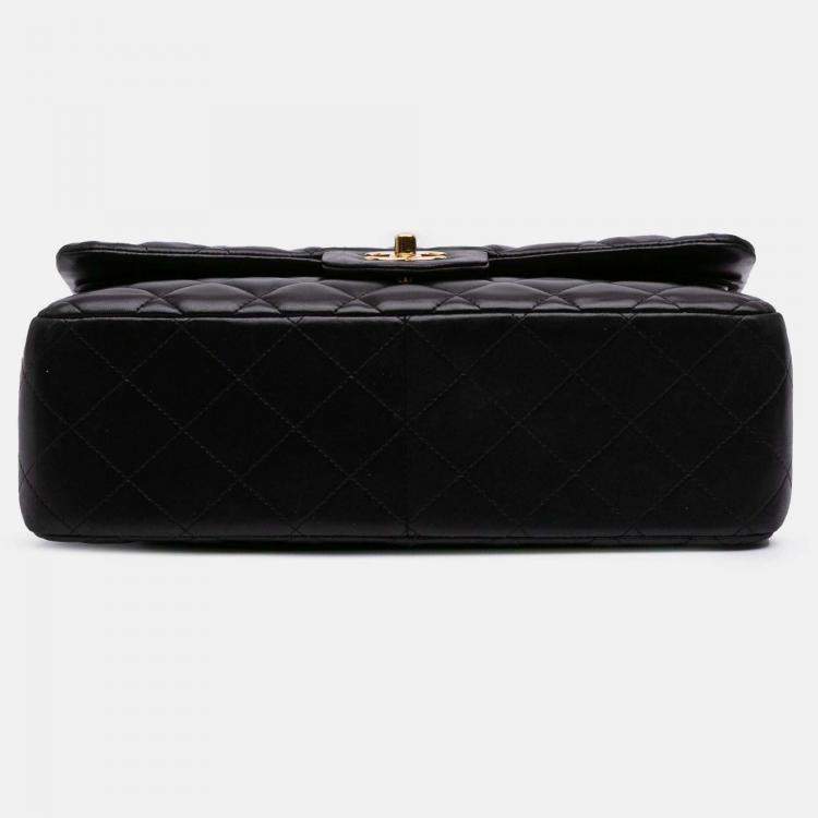Pre Owned Chanel Classic Double Flap Jumbo Black Lambskin Shoulder Bag