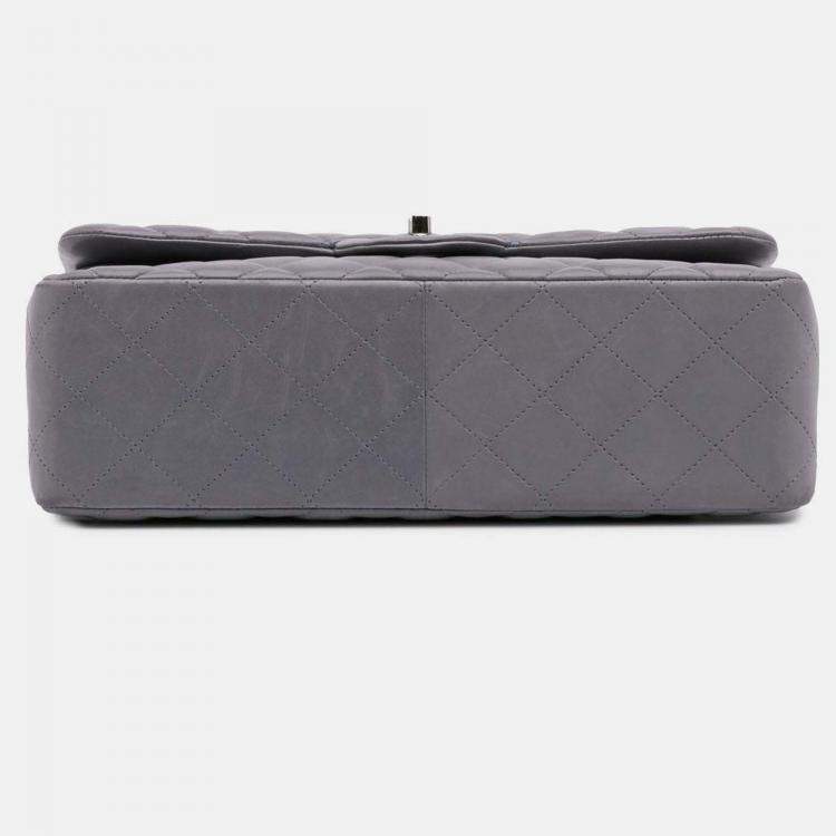 Pre Owned Chanel Classic Double Flap Jumbo Lambskin Shoulder Bag