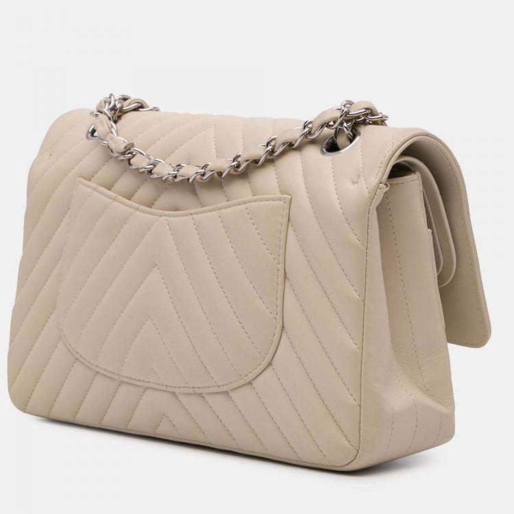 Pre Owned Chanel Classic Double Flap Medium Chevron Lambskin Shoulder Bag