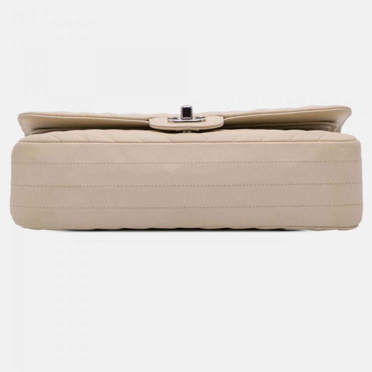 Pre Owned Chanel Classic Double Flap Medium Chevron Lambskin Shoulder Bag