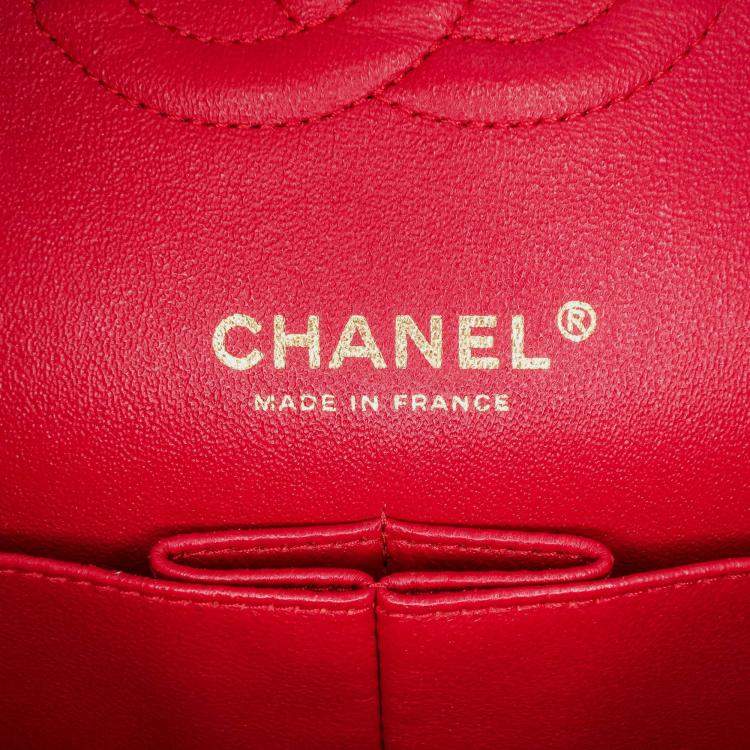 Pre Owned Chanel Classic Double Flap Medium Red Lambskin Shoulder Bag