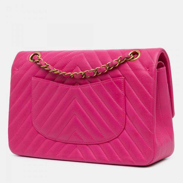 Pre Owned Chanel Classic Double Flap Medium Pink Chevron Lambskin Shoulder Bag