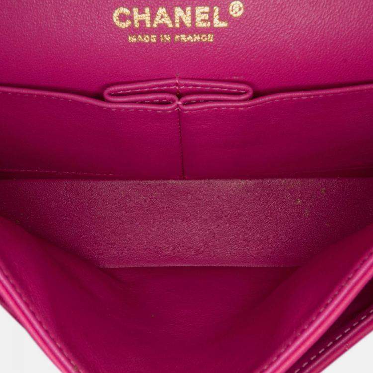 Pre Owned Chanel Classic Double Flap Medium Pink Chevron Lambskin Shoulder Bag