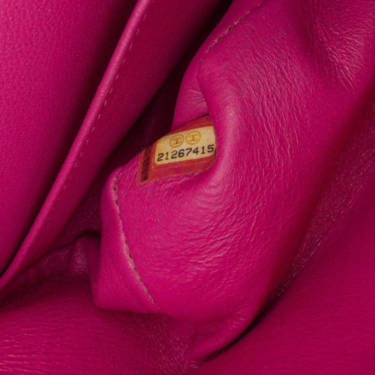 Pre Owned Chanel Classic Double Flap Medium Pink Chevron Lambskin Shoulder Bag