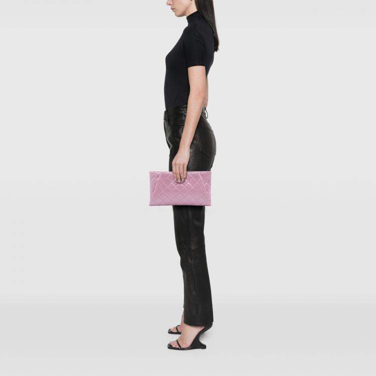 Pre Owned Chanel Pink Quilted Glazed Calfskin Coco Pleats Clutch