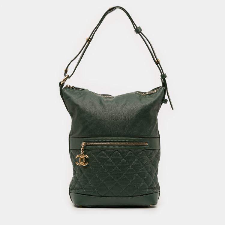 Pre Owned Chanel Green CC Quilted Caviar Casual Style Hobo