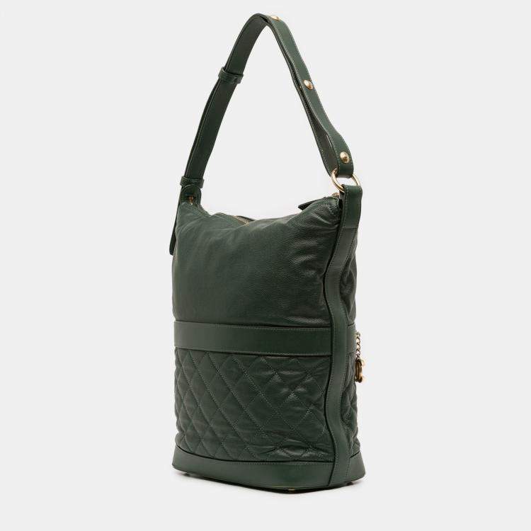 Pre Owned Chanel Green CC Quilted Caviar Casual Style Hobo