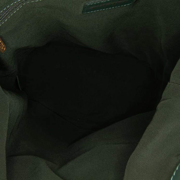 Pre Owned Chanel Green CC Quilted Caviar Casual Style Hobo
