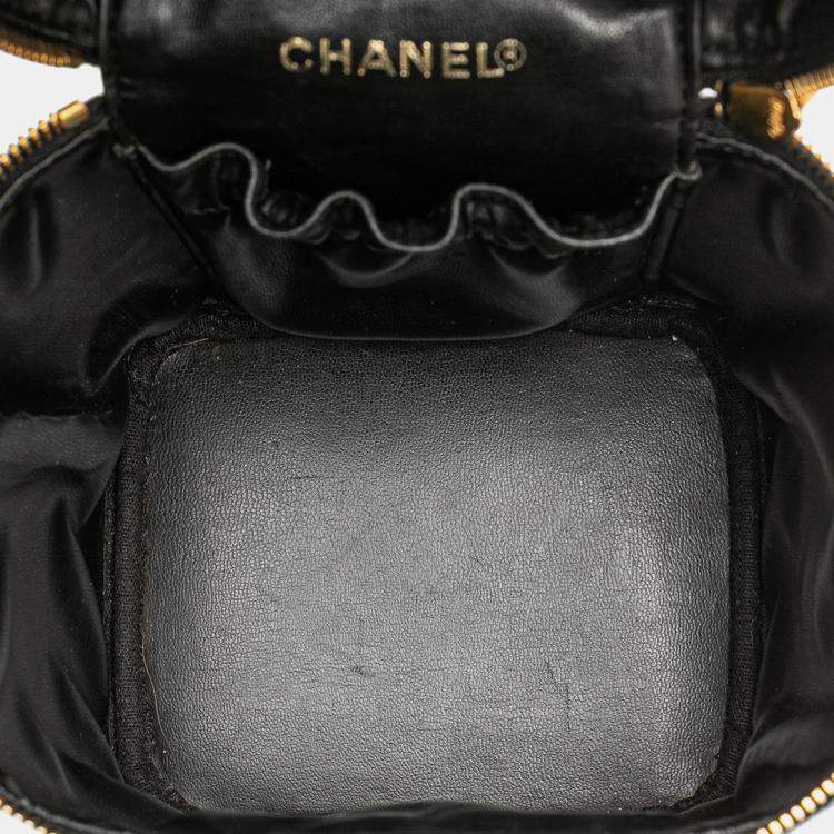 Pre Owned Chanel Black CC Caviar Vanity Case