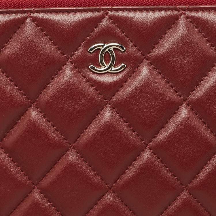 Pre Owned Chanel Burgundy Quilted Leather Medium O Case Clutch