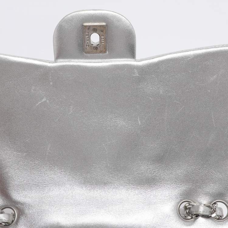 Pre Owned Chanel Silver Quilted Leather Jumbo Classic Single Flap Bag