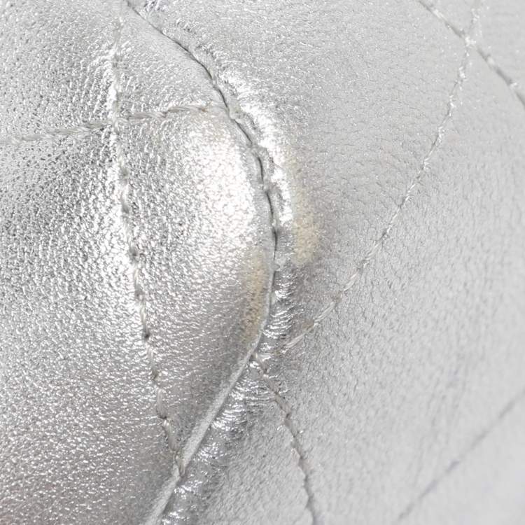 Pre Owned Chanel Silver Quilted Leather Jumbo Classic Single Flap Bag