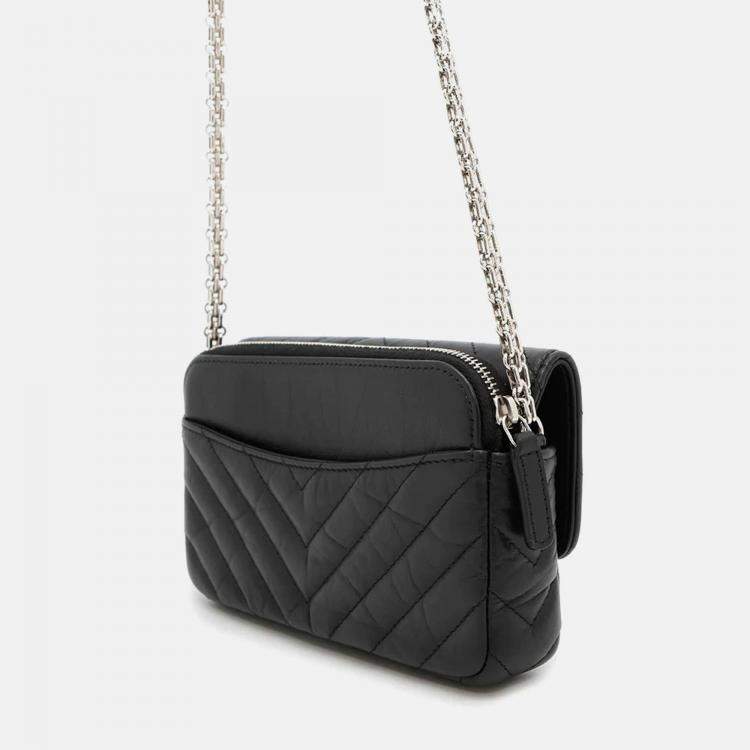 Pre Owned Chanel Chevron 2.55 Black Lambskin Shoulder Bag