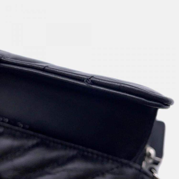 Pre Owned Chanel Chevron 2.55 Black Lambskin Shoulder Bag