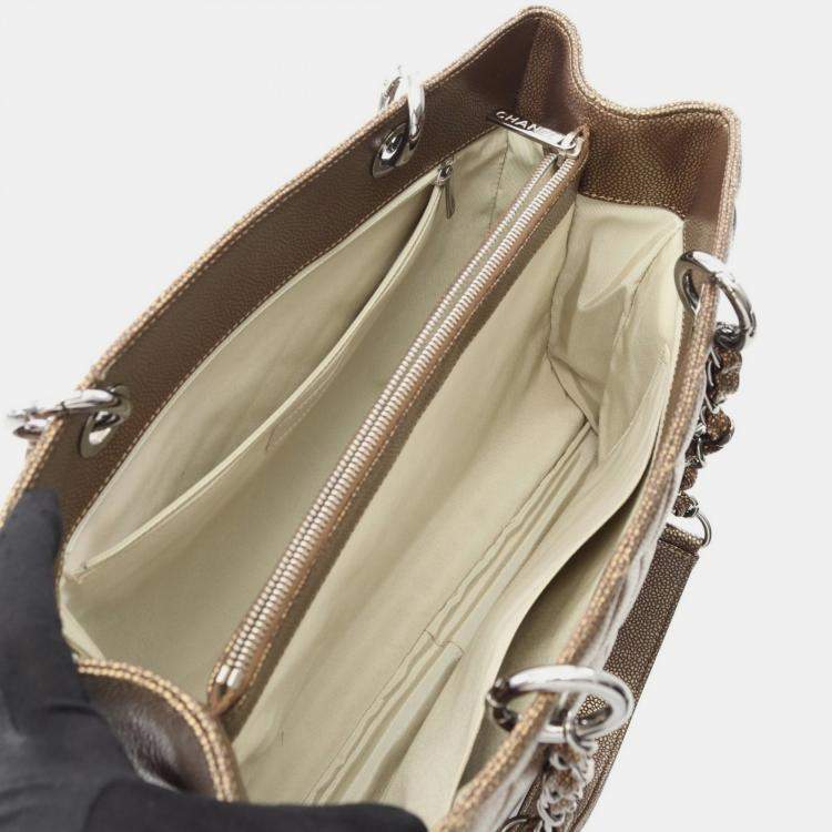 Pre Owned Chanel Matelasse Grand Shopping Tote Gst Bag A50995 Calfskin Gold Shw