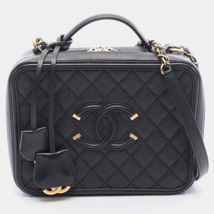 Pre Owned Chanel CC Filigree Black Leather Shoulder Bag