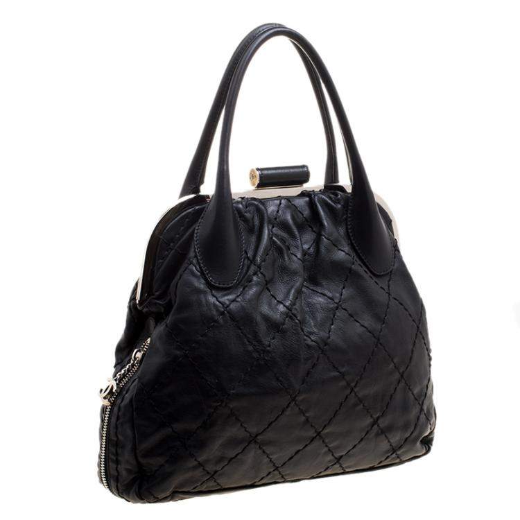 Pre Owned Chanel Black Quilted Leather Expandable Zip Around Frame Satchel