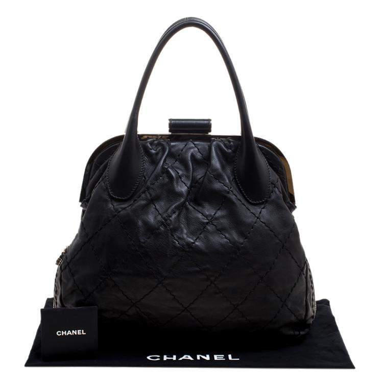 Pre Owned Chanel Black Quilted Leather Expandable Zip Around Frame Satchel