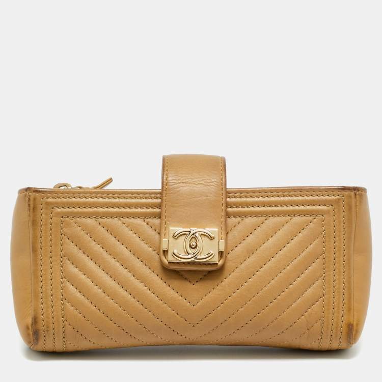 Pre Owned Chanel Beige Chevron Leather Boy Phone Holder Pouch 