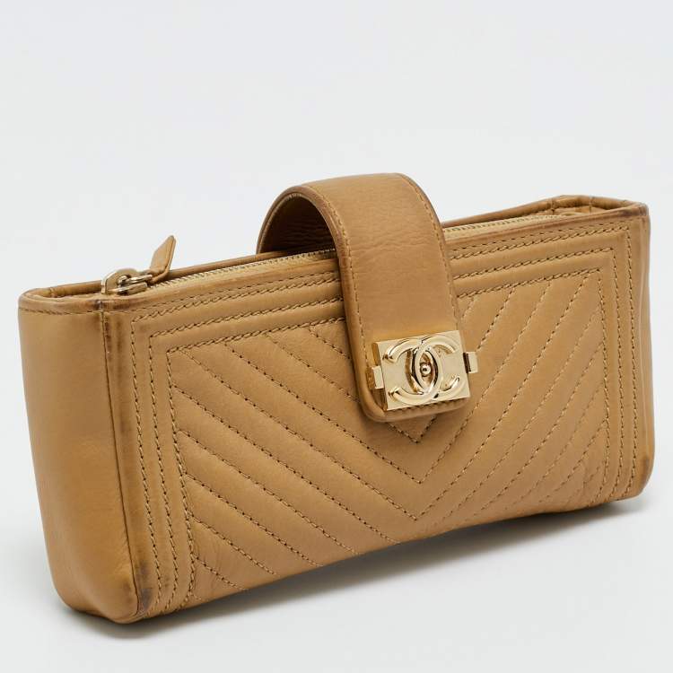Pre Owned Chanel Beige Chevron Leather Boy Phone Holder Pouch 