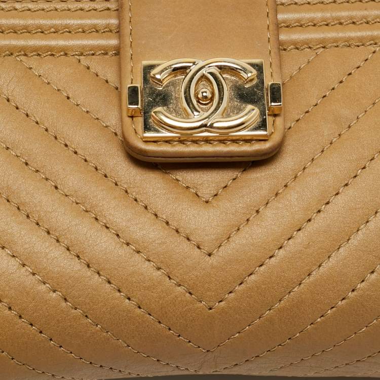 Pre Owned Chanel Beige Chevron Leather Boy Phone Holder Pouch 