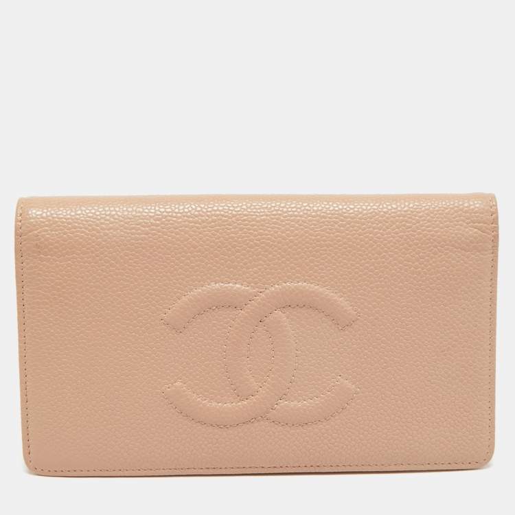 Pre Owned Chanel Beige Caviar Leather CC Bifold Long Wallet