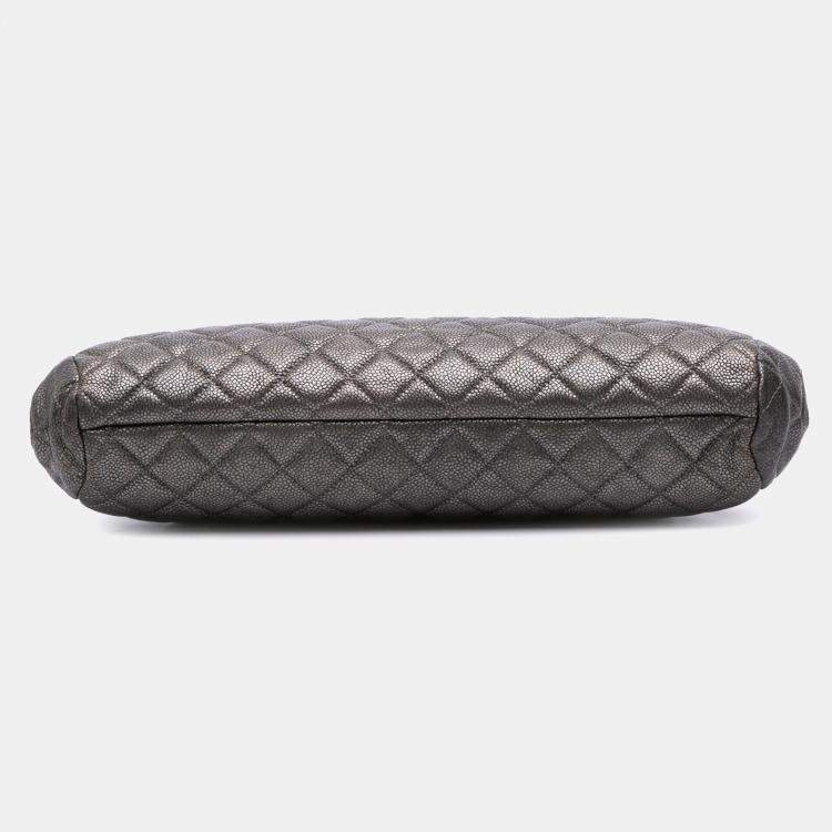 Pre Owned Chanel Silver CC Quilted Metallic Caviar Clutch