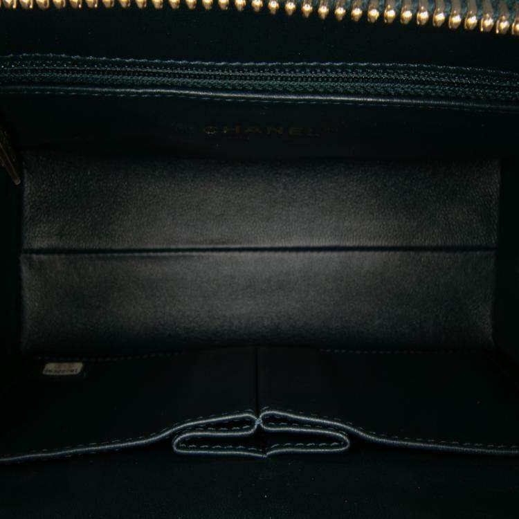 Pre Owned Chanel Green CC Chevron Calfskin Medal Flap